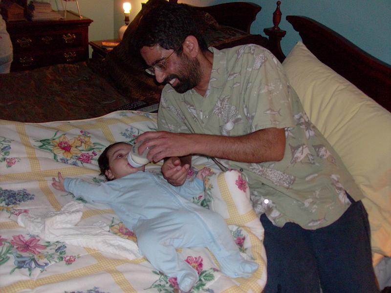 HPIM0986.JPG - By the time the bottle is empty, Rohan will be asleep