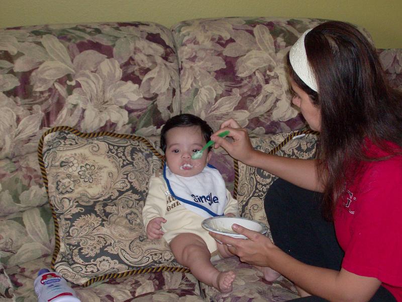 HPIM0989.JPG - Though it does not look like it, some of the food actually does go inside him