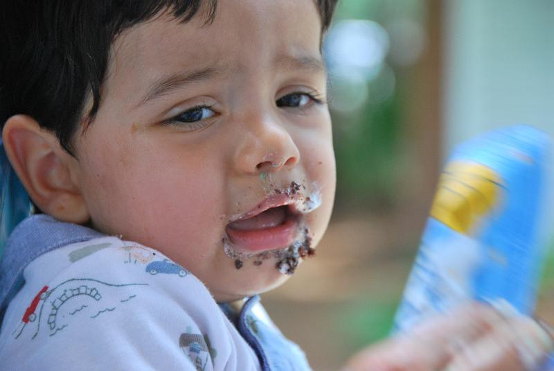 DSC_0763.JPG - Eating cake leads to a messy face