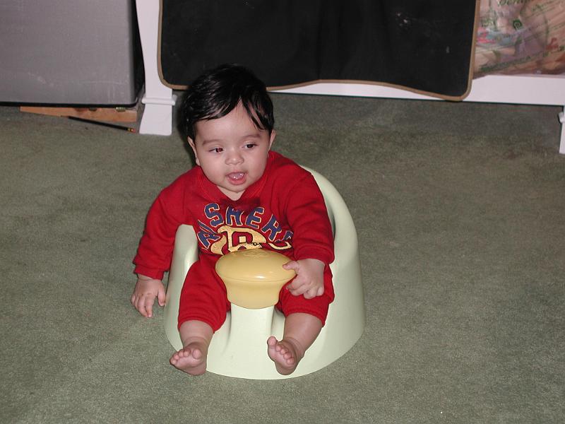 PB100043.JPG - Where is din din