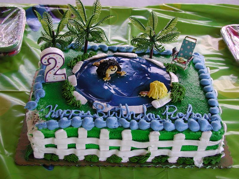 P5300012.JPG - The birthday cake