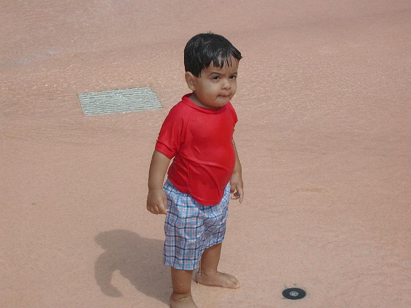 P8230145.JPG - Ooops the fountain stopped