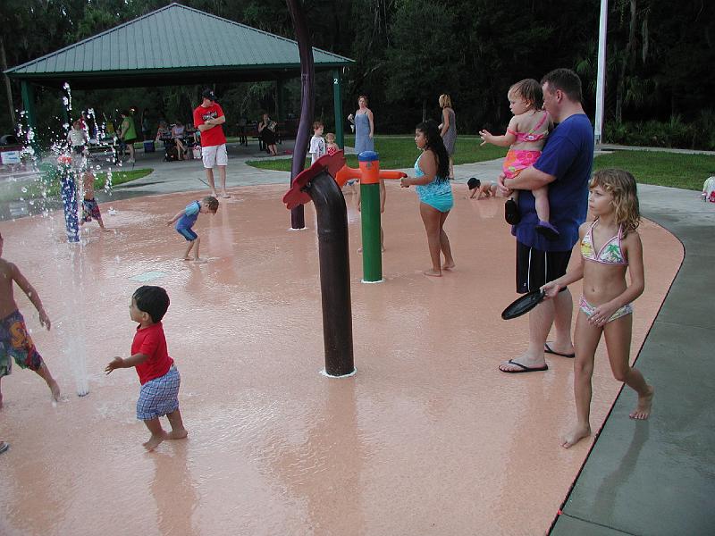 P8230150.JPG - More water, more wet kids